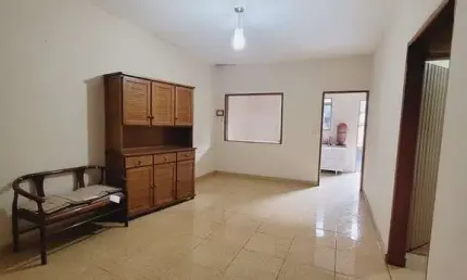Casa para venda em Vila Queiroz de 167.00m² com 3 Quartos e 2 Garagens