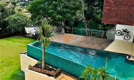 Casa para alugar em Nova Fazendinha de 550.00m² com 4 Quartos, 4 Suites e 6 Garagens