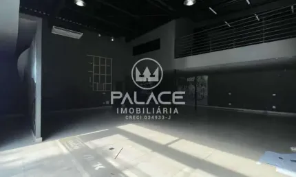 Galpão / Depósito / Armazém para alugar em Alto de 351.00m² com 2 Quartos e 5 Garagens