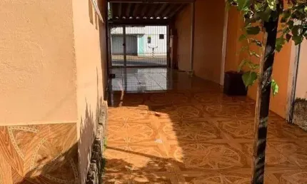 Casa para venda em Jardim Ouro Verde de 250.00m² com 2 Quartos e 3 Garagens