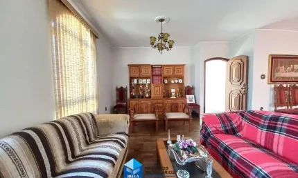 Casa para venda em Vila Claudia de 262.00m² com 3 Quartos, 1 Suite e 1 Garagem