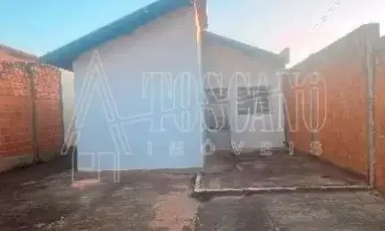 Casa para venda em Jardim Roberto Selmi Dei de 50.00m² com 2 Quartos e 2 Garagens