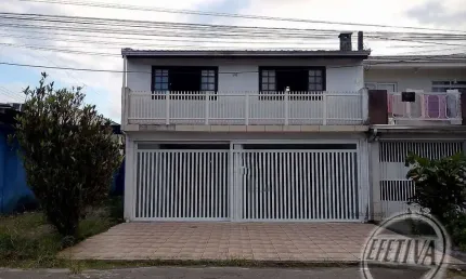 Sobrado para venda em Matinhos de 160.00m² com 4 Quartos, 1 Suite e 2 Garagens