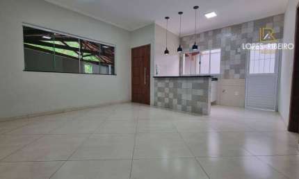 Casa para venda em Jardim Planalto de 100.00m² com 2 Quartos, 1 Suite e 2 Garagens