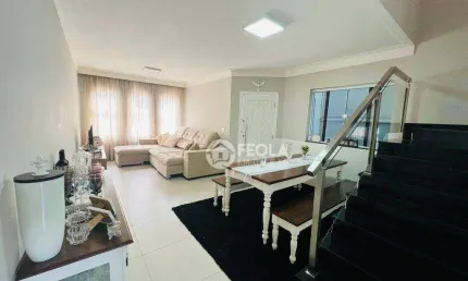 Casa para venda em Werner Plaas de 140.00m² com 3 Quartos, 1 Suite e 2 Garagens