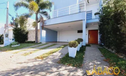 Sobrado para venda em Jardim Jockey Clube de 270.00m² com 3 Quartos, 3 Suites e 2 Garagens