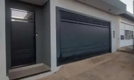 Casa para venda em Jardim Araucária de 124.00m² com 3 Quartos, 1 Suite e 2 Garagens
