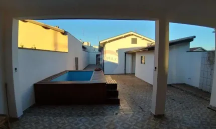 Casa para venda em Vila Antártica de 133.90m² com 4 Quartos e 2 Garagens