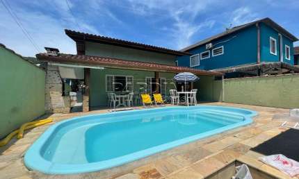 Casa para venda em Praia Do Lázaro de 200.00m² com 5 Quartos, 5 Suites e 2 Garagens