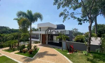 Casa de Condomínio para venda em Condomínio Residencial Villa Lombarda de 435.00m² com 3 Quartos, 3 Suites e 8 Garagens