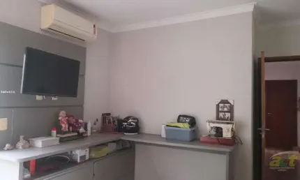 Casa para venda em Umuarama de 300.00m² com 4 Quartos, 2 Suites e 2 Garagens
