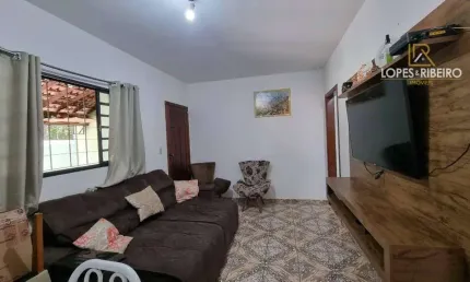 Casa para venda em Jardim Panorama de 230.00m² com 4 Quartos e 4 Garagens