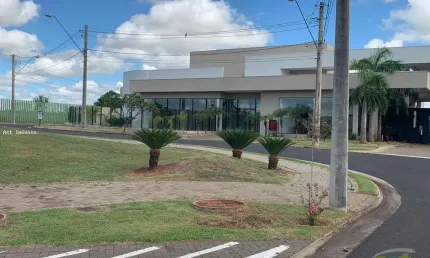 Casa de Condomínio para venda em Condomínio Royal Boulevard Residence E Resort de 400.00m² com 3 Quartos, 3 Suites e 4 Garagens