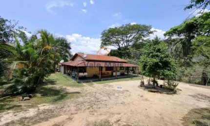 Fazenda / Sítio para venda em Vasconcelos de 1029126.00m² com 3 Quartos