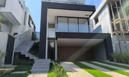 Casa para venda em Fazenda Rodeio de 220.00m² com 3 Quartos, 3 Suites e 4 Garagens