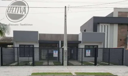 Casa para venda em Guaratuba de 82.00m² com 3 Quartos, 1 Suite e 1 Garagem
