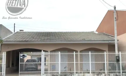 Casa para venda em Guaratuba de 212.00m² com 4 Quartos, 1 Suite e 3 Garagens