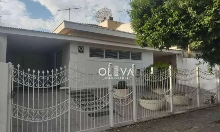 Casa para alugar em Boa Vista de 200.00m² com 3 Quartos, 1 Suite e 2 Garagens