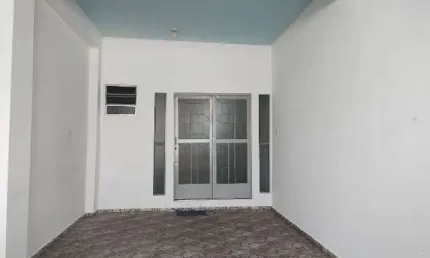 Casa para venda em Centro de 155.00m² com 2 Quartos e 2 Garagens