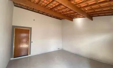 Casa para venda em Residencial Lívia de 100.00m² com 2 Quartos, 1 Suite e 2 Garagens