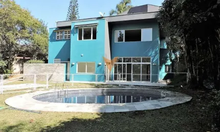 Casa para venda e aluguel em Jardim Marilu de 550.00m² com 6 Quartos, 6 Suites e 8 Garagens