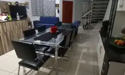 Casa para venda em Jardim Boer I de 150.00m² com 4 Quartos, 1 Suite e 2 Garagens