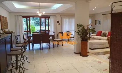 Casa de Condomínio para venda e aluguel em Jundiaí Mirim de 390.00m² com 4 Quartos, 4 Suites e 4 Garagens