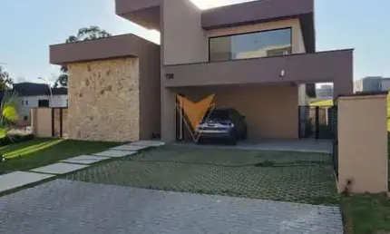 Casa para venda em Paisagem Renoir de 380.00m² com 3 Quartos, 3 Suites e 4 Garagens