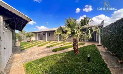 Chácara para venda em Park Residencial Convívio de 230.00m² com 3 Quartos, 1 Suite e 6 Garagens