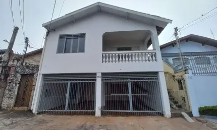 Casa para venda em Vila Rezende de 153.00m² com 2 Quartos e 2 Garagens