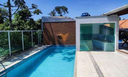 Casa para venda em São Fernando Residência de 300.00m² com 4 Quartos, 4 Suites e 3 Garagens