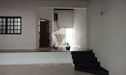 Casa para venda em Mogi Moderno de 450.00m² com 2 Quartos, 1 Suite e 2 Garagens
