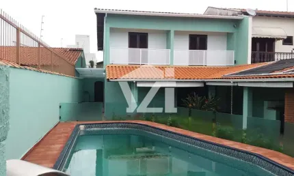 Sobrado para venda em Vila Oliveira de 313.00m² com 4 Quartos, 2 Suites e 6 Garagens
