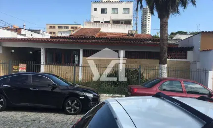 Casa para venda em Centro de 265.00m² com 3 Quartos e 5 Garagens