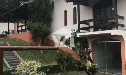 Casa para venda em Vila Oliveira de 700.00m² com 3 Quartos, 2 Suites e 6 Garagens