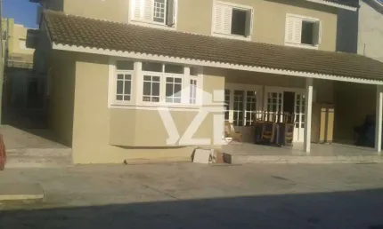 Sobrado para venda em Vila Nova Socorro de 560.00m² com 2 Quartos, 2 Suites e 4 Garagens