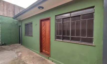 Casa para venda em Centro de 82.00m² com 3 Quartos e 1 Suite