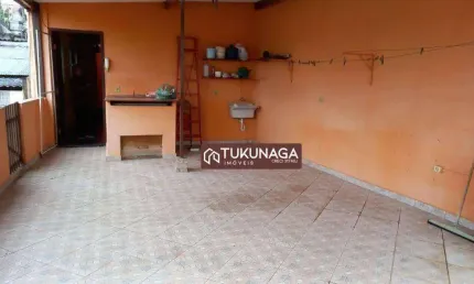 Sobrado para venda e aluguel em Jardim Terezópolis de 260.00m² com 4 Quartos, 1 Suite e 2 Garagens