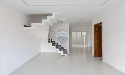 Sobrado para venda em Campo De Santana de 123.00m² com 3 Quartos, 1 Suite e 2 Garagens