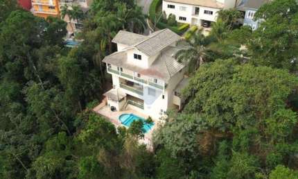 Casa de Condomínio para venda em Tarumã de 481.30m² com 4 Quartos, 2 Suites e 4 Garagens