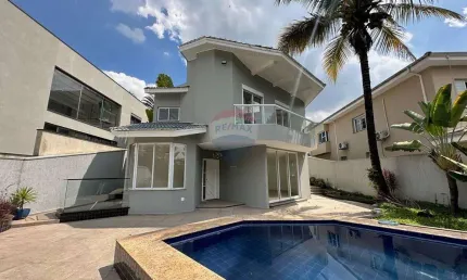 Casa de Condomínio para alugar em Alphaville de 412.00m² com 4 Quartos e 4 Suites