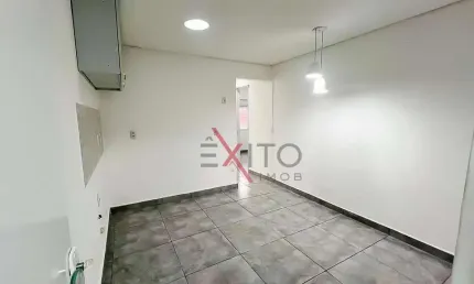 Casa para alugar em Vila Argos Velha de 45.00m² com 2 Quartos
