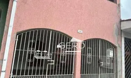 Casa para venda em Jardim Veloso de 235.00m² com 3 Quartos, 2 Suites e 2 Garagens