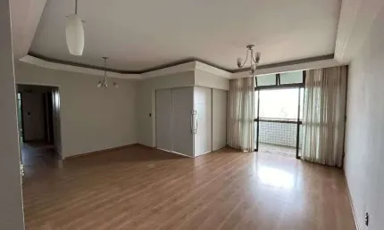 Apartamento para alugar em Mansões Santo Antônio de 150.00m² com 4 Quartos, 1 Suite e 2 Garagens