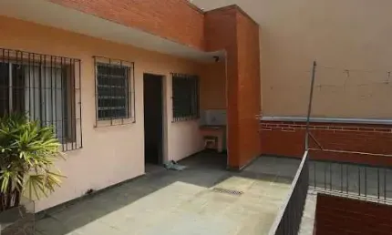 Casa para alugar em Jaguaré de 100.00m² com 2 Quartos e 1 Garagem