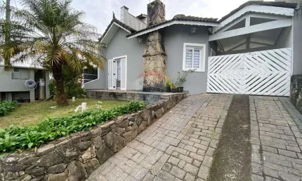 Casa de Condomínio para alugar em Cidade Parquelandia de 300.00m² com 2 Quartos e 1 Suite