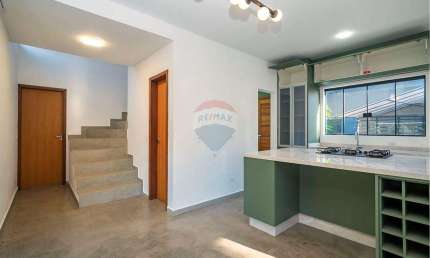 Casa de Condomínio para alugar em Vila Franca de 120.00m² com 3 Quartos, 1 Suite e 4 Garagens
