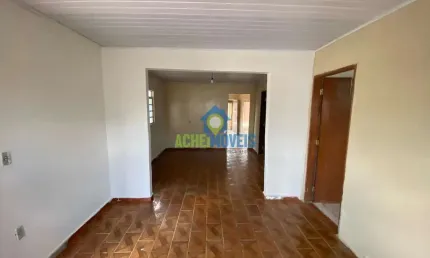 Casa para venda em Tv de 103.80m² com 2 Quartos e 3 Garagens