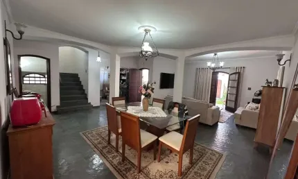 Casa para venda em São Judas de 336.00m² com 3 Quartos, 1 Suite e 6 Garagens