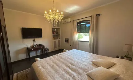 Casa para venda em São Judas de 336.00m² com 3 Quartos, 1 Suite e 6 Garagens